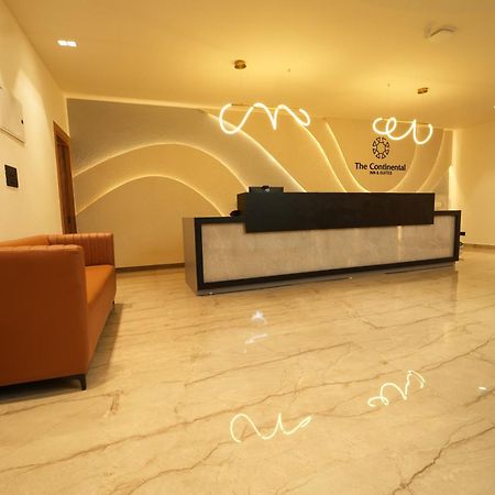 The Continental Inn & Suites ไมซอร์ ภายนอก รูปภาพ